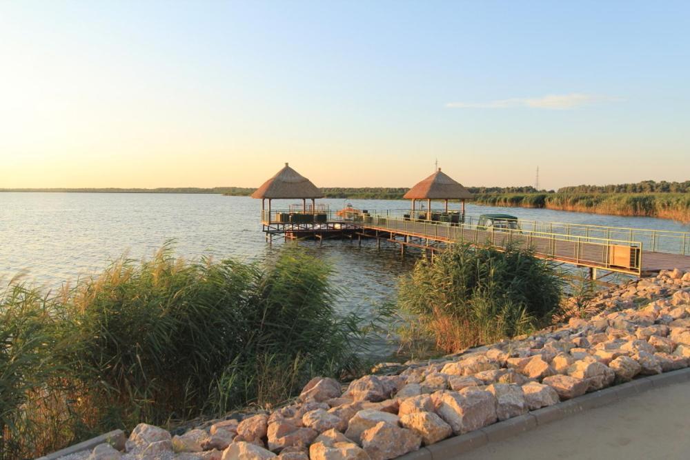 Puflene Resort Murighiol Buitenkant foto